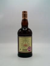 Lade das Bild in den Galerie-Viewer, Glenfarclas 30 Year Old Warehouse Edition