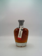 Afbeelding in Gallery-weergave laden, Tomatin 1977 Rare Casks 36 Year Old Batch #1
